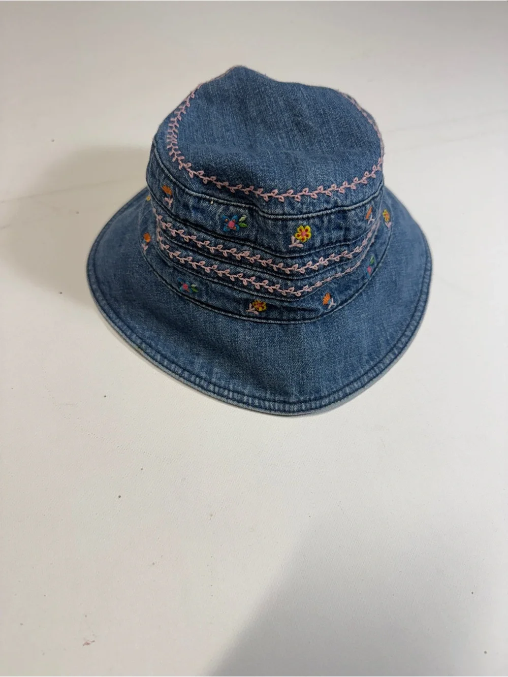 GAP Denim Bucket Hat with Pink Trim and Multicolor Floral Embroidery